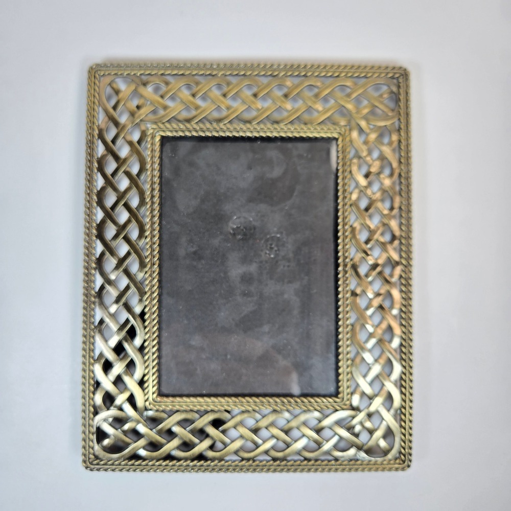 Vintage Celtic Knot Antiqued Brass Metal Picture Frame Tabletop 3.5x5